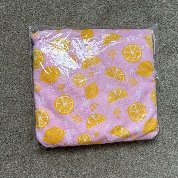 Ulta Beauty Beach Towel + Drawstring Backpack 2 in 1 Terry Cloth Beach Pool NEW - Picture 2 of 5